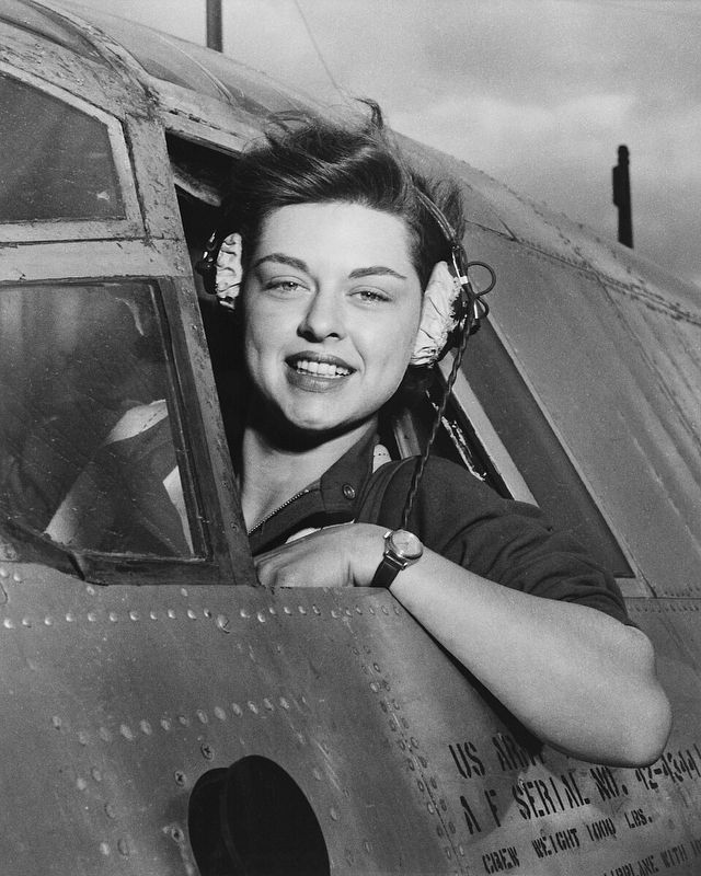 Elizabeth L. Remba Gardner - WASP (Women's Airforce Service Pilots) image. Click for full size.