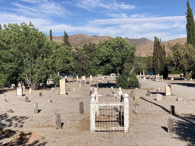 Old Kernville Cemetery. Click for full size. Old Kernville Cemetery image. Click for full size.