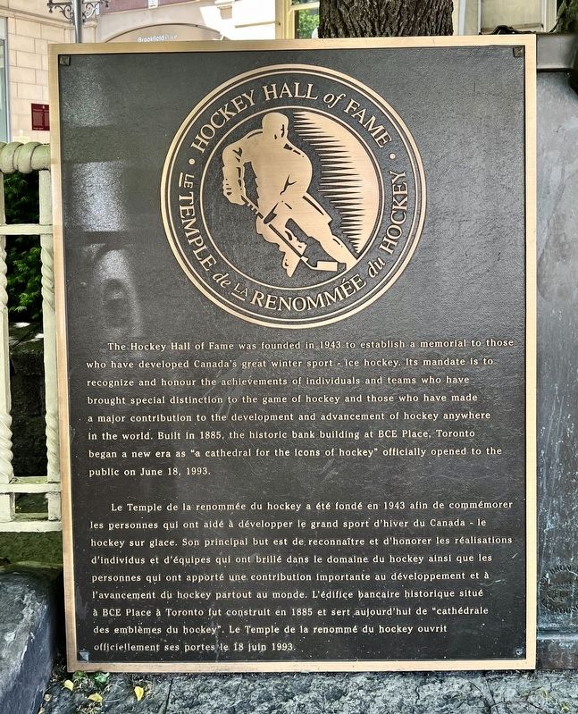Hockey Hall of Fame/Le Temple de renom�e du hockey Marker image. Click for full size.