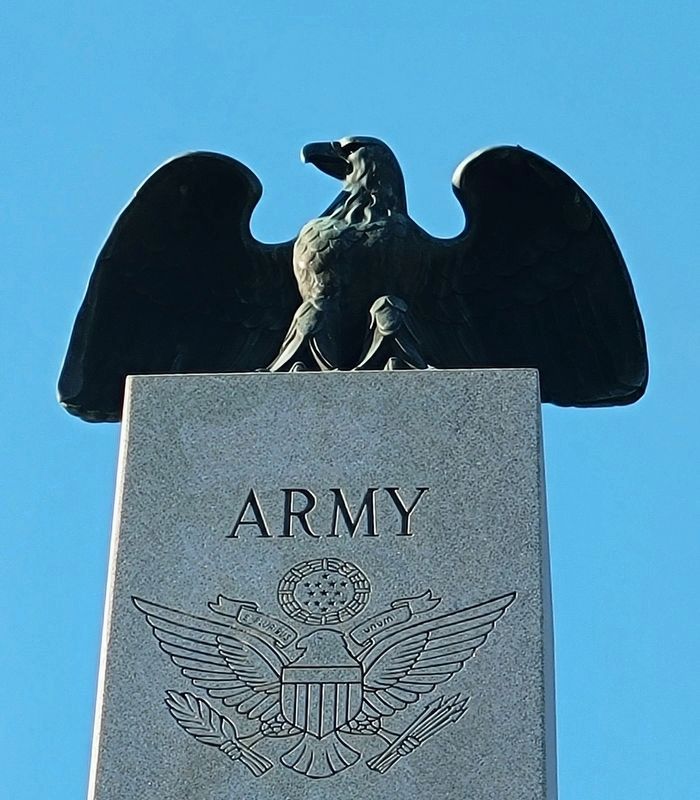 Henry County War Memorial statue image. Click for full size.