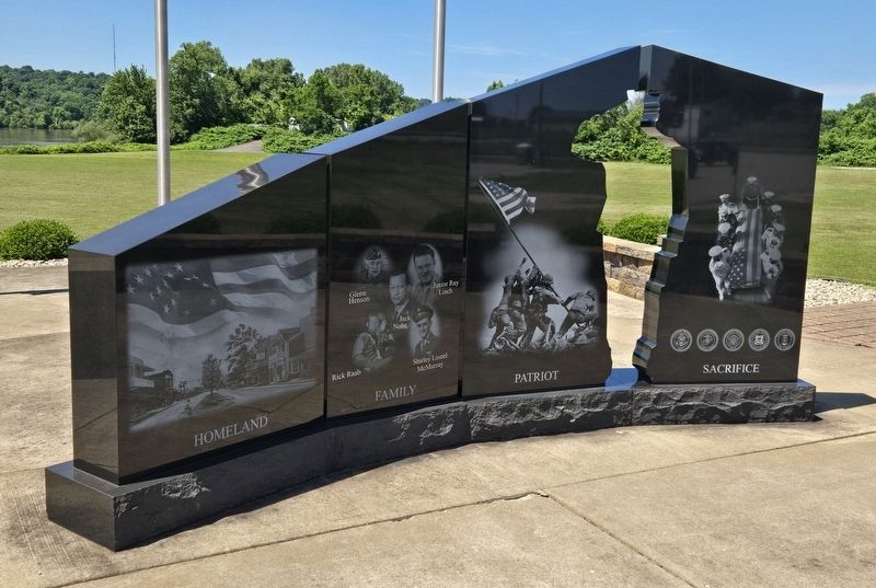 Gold Star Families Memorial Monument image. Click for full size.
