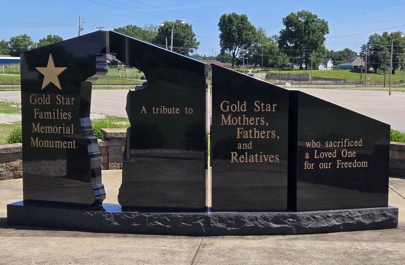 Gold Star Families Memorial Monument image. Click for full size.