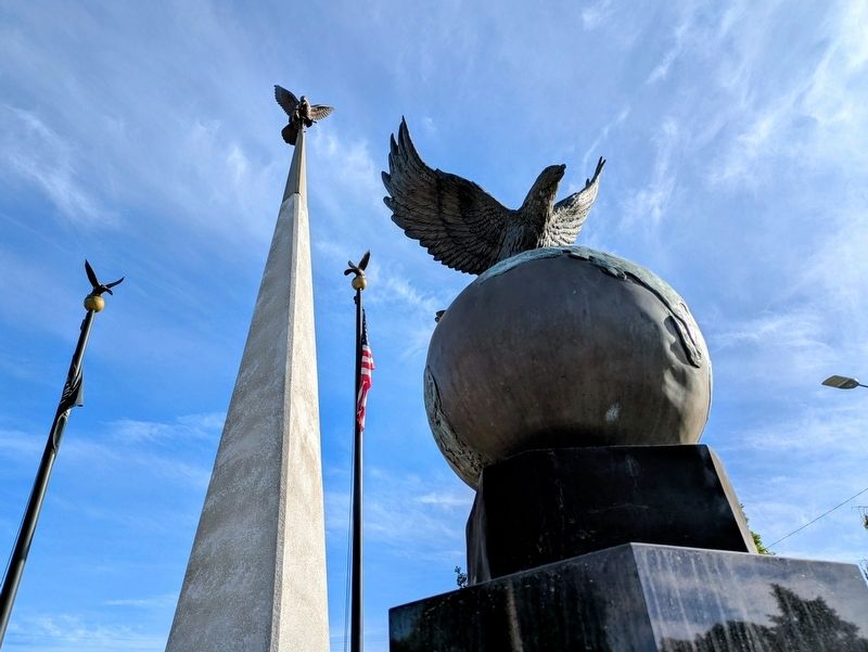 Jerry Taylor Veterans Plaza image. Click for full size.