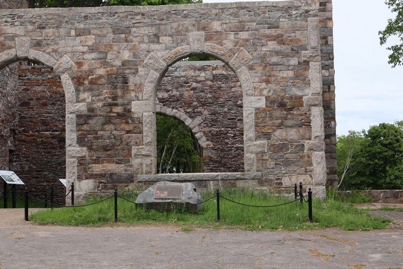 Goddard Mansion plaque, 2026 image. Click for full size.