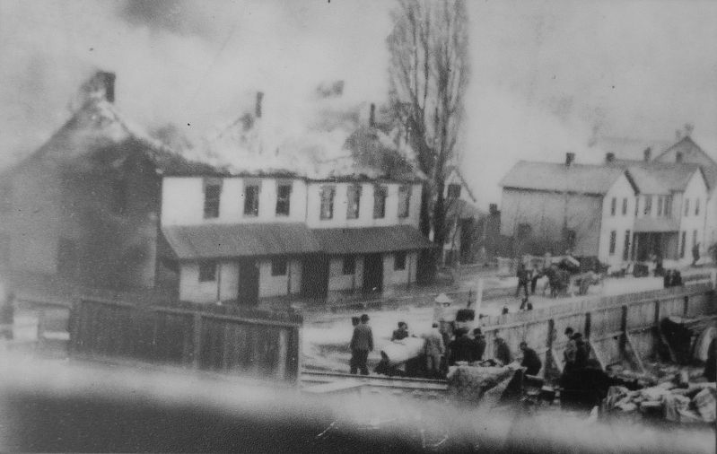 Marker detail: Grand Feu de Hull, 1900.. Click for full size. Marker detail: Grand Feu de Hull, 1900. image. Click for full size.