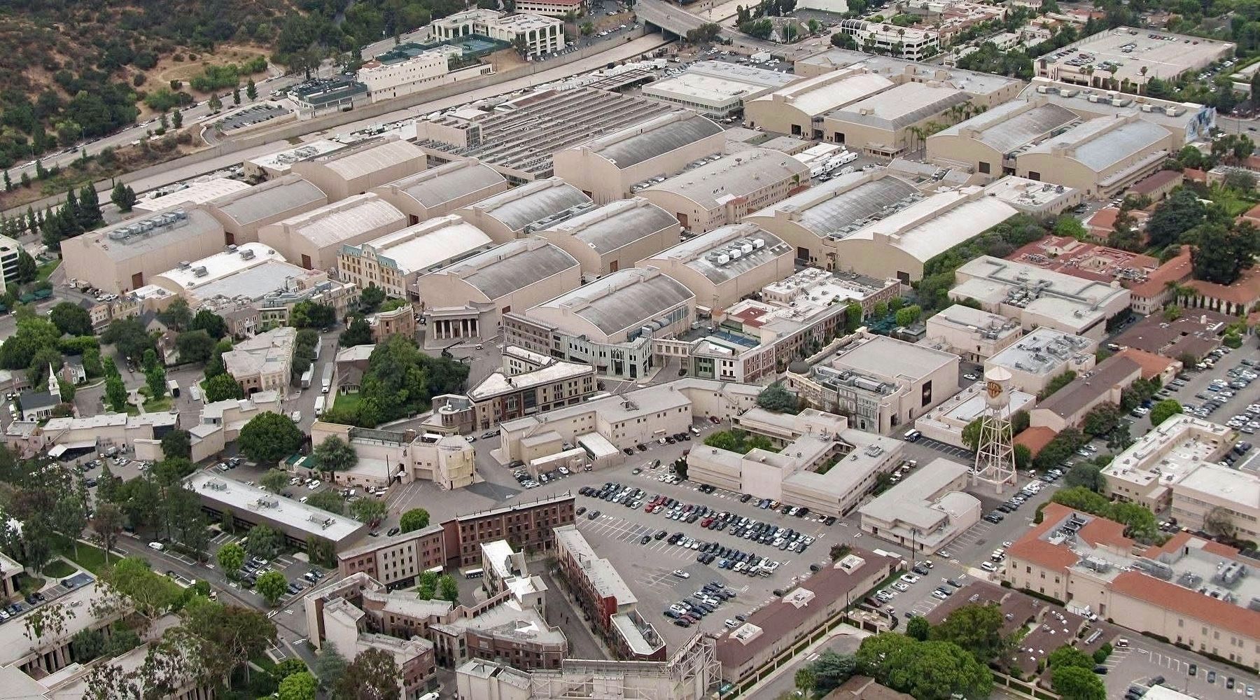 Warner Brothers Studios. Click for full size. Warner Brothers Studios image. Click for full size.