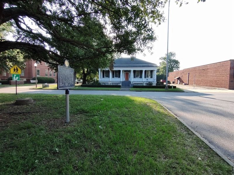 Hart House Markers image. Click for full size.