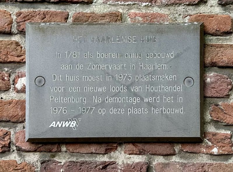 Het haarlemse huis / The Haarlem House Marker. Click for full size. Het haarlemse huis / The Haarlem House Marker image. Click for full size.