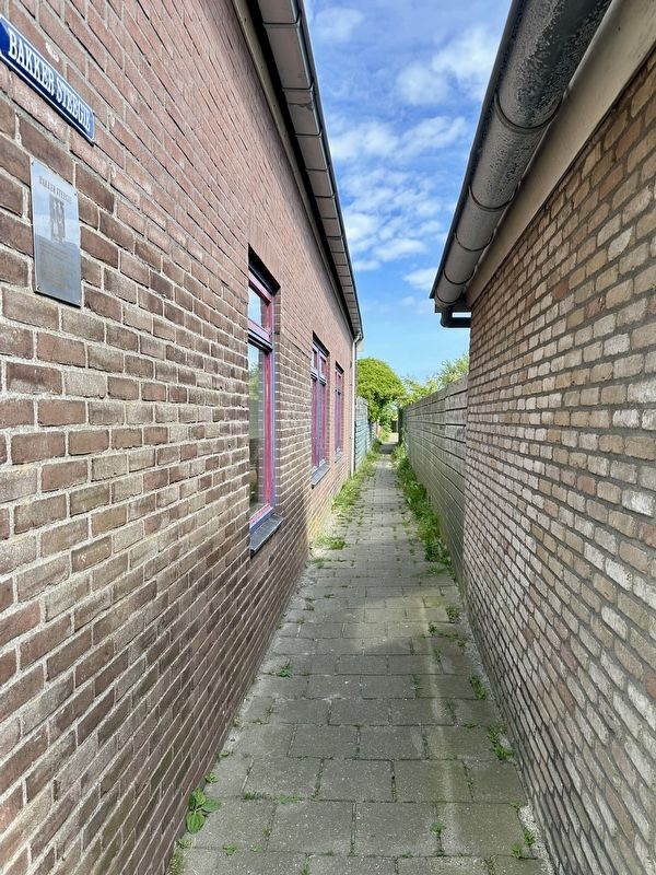 Looking north on Bakker Steegie / Bakker Alley. Click for full size. Looking north on Bakker Steegie / Bakker Alley image. Click for full size.