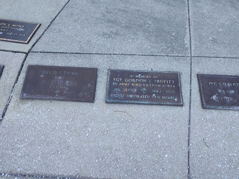 Veterans of Foreign Wars Veterans Memorial image. Click for full size.