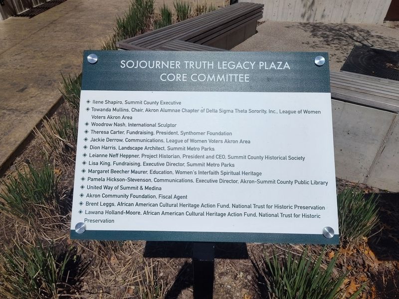 Artists in the Plaza Marker image. Click for full size.