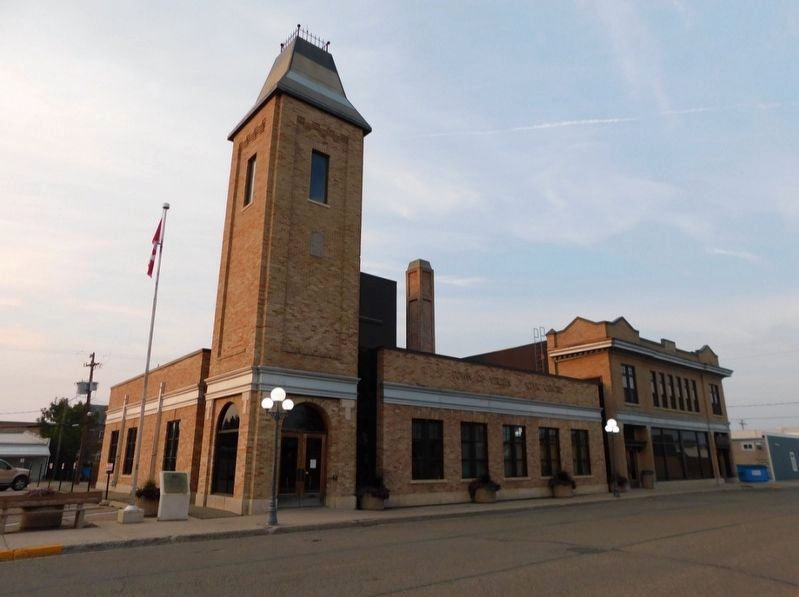 Municipal Building and Auditorium & Marker. Click for full size. Municipal Building and Auditorium & Marker image. Click for full size.
