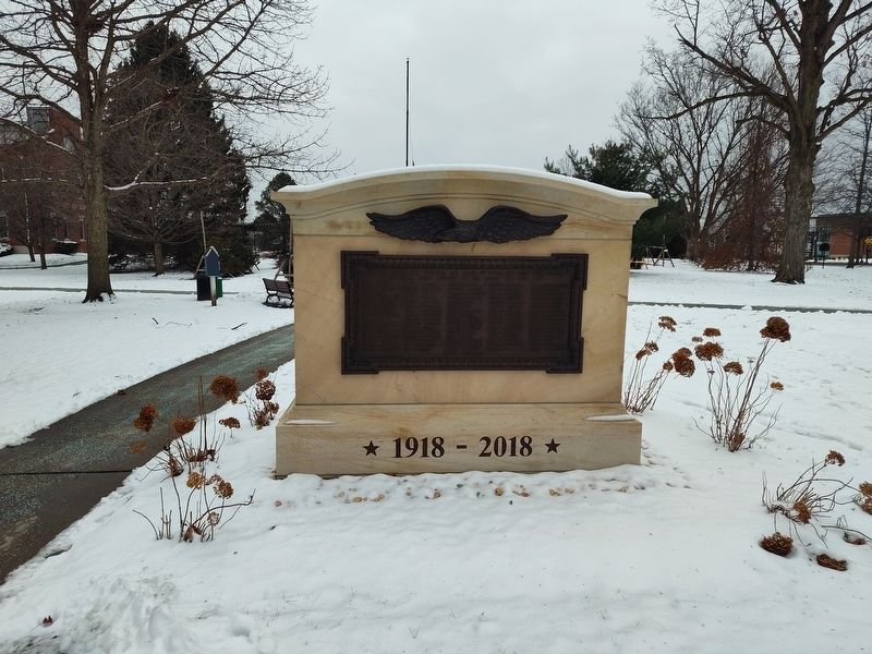 Hudson World War Memorial image. Click for full size.