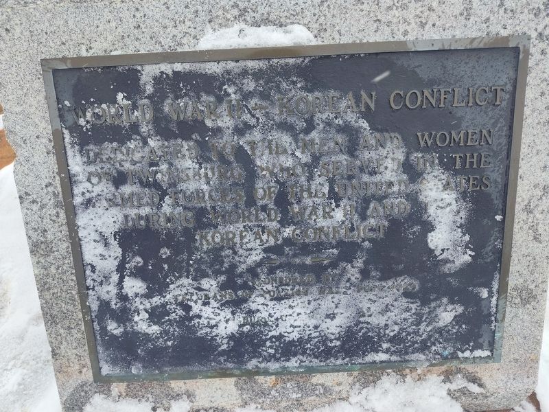 World War II - Korean Conflict Memorial Marker image. Click for full size.