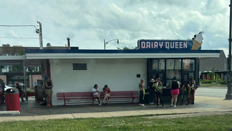 Original Dairy Queen Sign image. Click for full size.