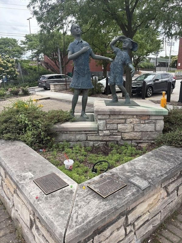 Downtown Public Art Program Marker at the base of "Hometown Pledge". Click for full size. Downtown Public Art Program Marker at the base of "Hometown Pledge" image. Click for full size.