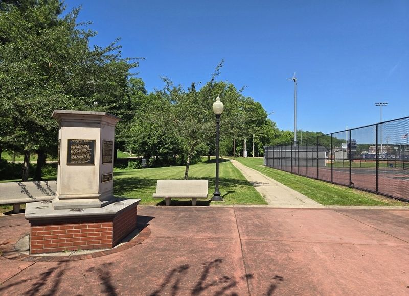Beren Memorial Plaza Marker. Click for full size. Beren Memorial Plaza Marker image. Click for full size.