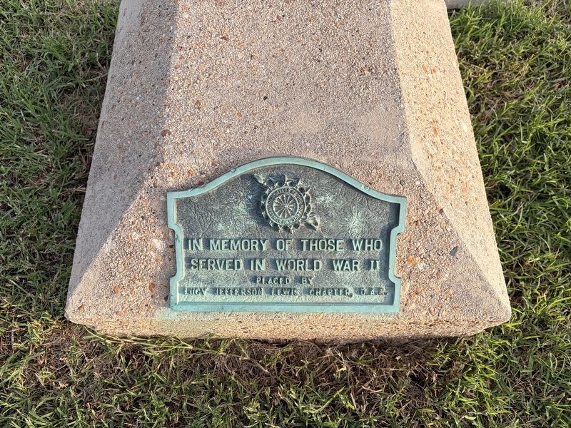 In Memory of Those Who Seved in World War II Marker. Click for full size. In Memory of Those Who Seved in World War II Marker image. Click for full size.