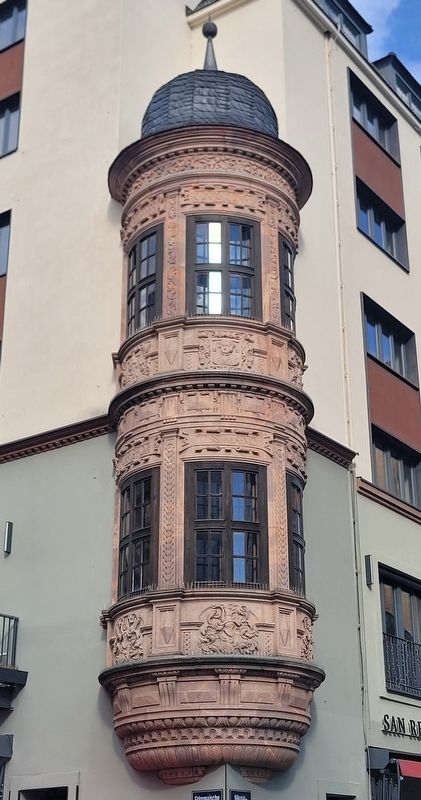 F�rstenhaus-Erker / Princely House Bay Window Marker image. Click for full size.