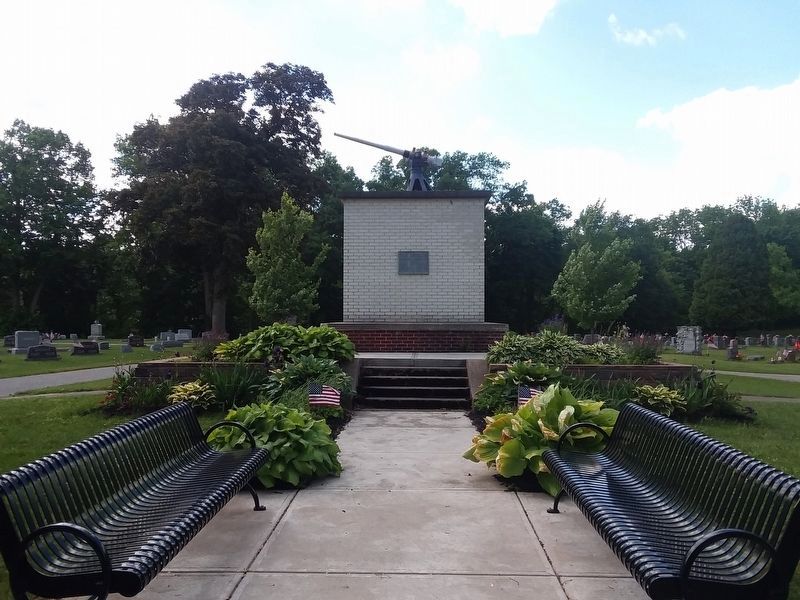 Greenlawn Cemetery Veterans Memorial image. Click for full size.