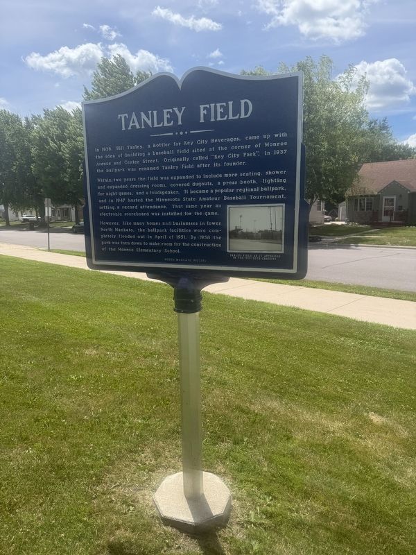 Tanley Field Marker image. Click for full size.