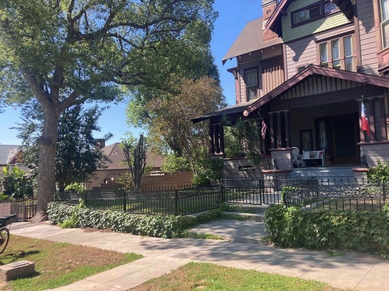 Jarvis House and Marker image. Click for full size.