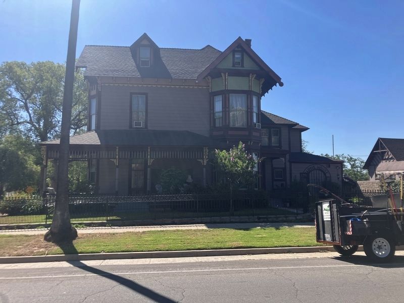 Jarvis House image. Click for full size.