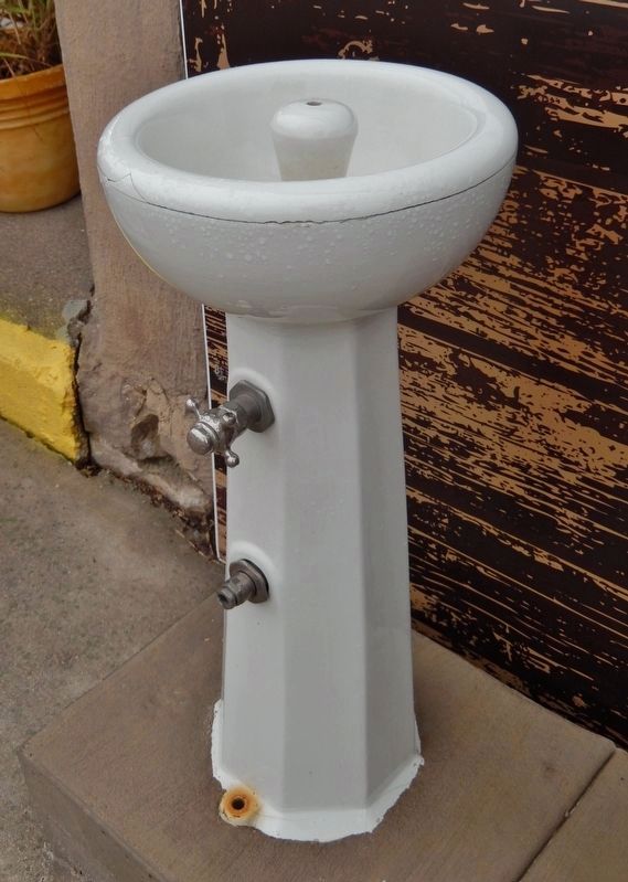 Lincoln Highway Water Fountain Replica image. Click for full size.