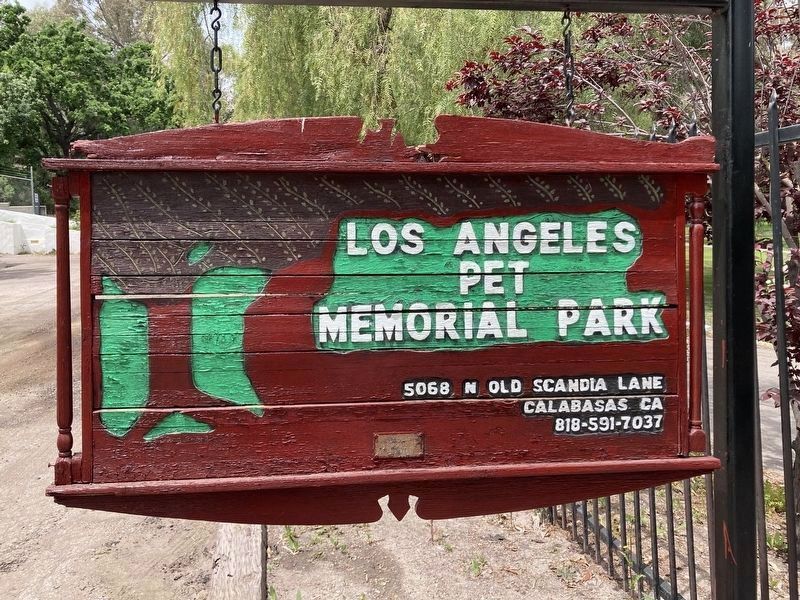 Los Angeles Pet Memorial Park. Click for full size. Los Angeles Pet Memorial Park image. Click for full size.