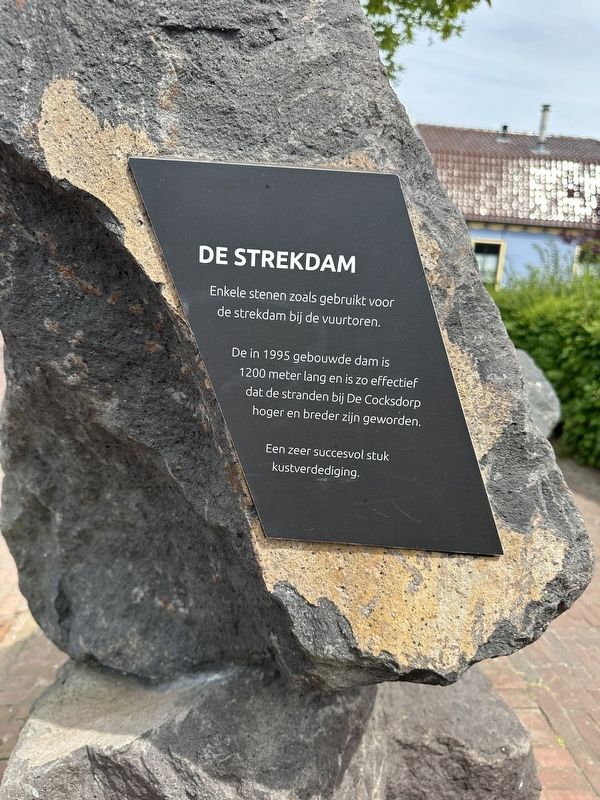 De Strekdam / The Breakwater Marker. Click for full size. De Strekdam / The Breakwater Marker image. Click for full size.
