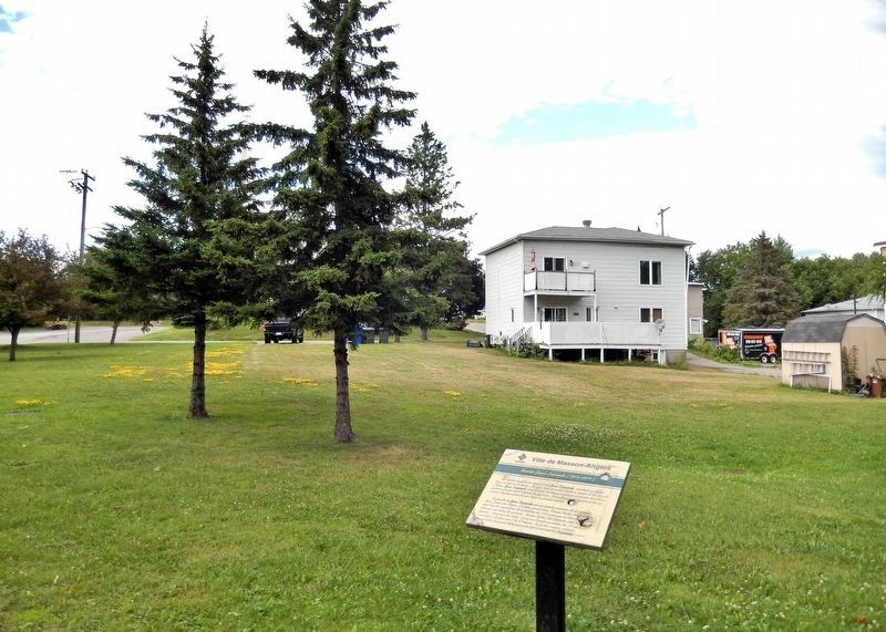 Sentier Jean-Lapointe (1913-1977) Marker. Click for full size. Sentier Jean-Lapointe (1913-1977) Marker image. Click for full size.