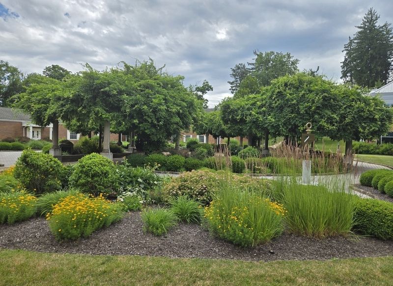 The Rudolph Family Gardens image. Click for full size.