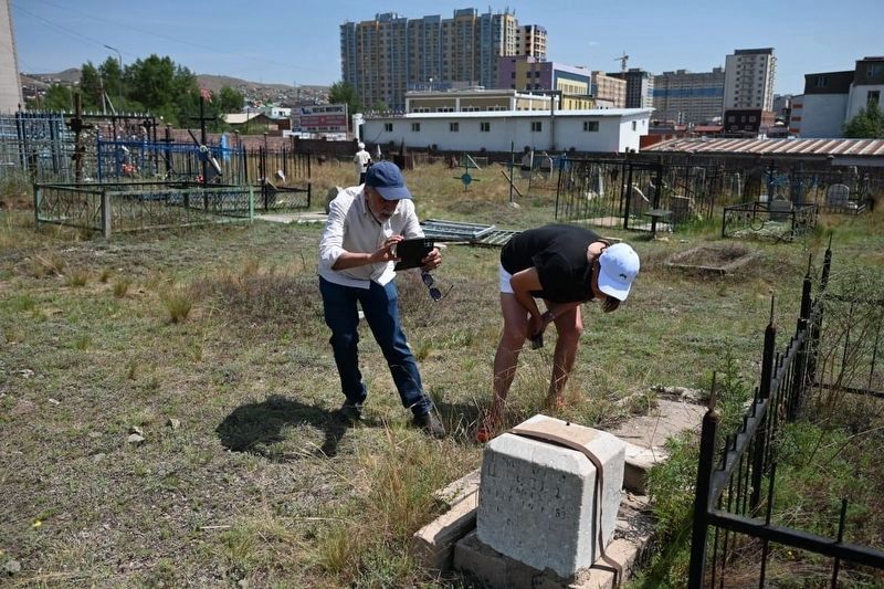 Searching, documenting the Jewish internments. Click for full size. Searching, documenting the Jewish internments image. Click for full size.