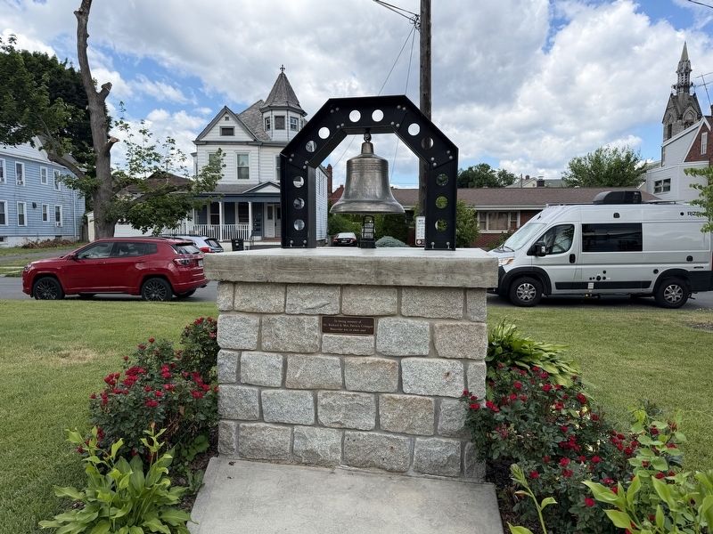 View of Bell by Marker image. Click for full size.