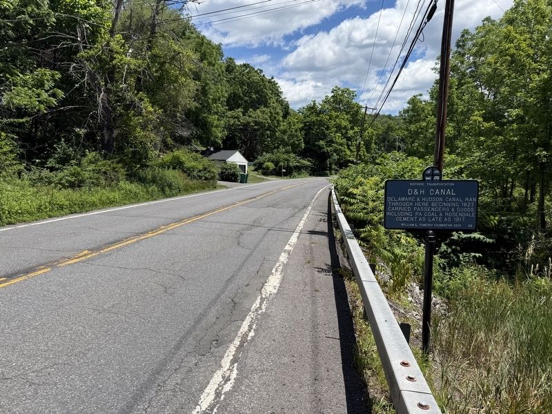 D & H Canal Marker image. Click for full size.