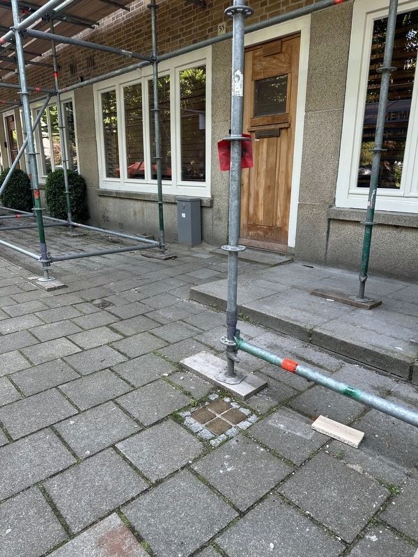Margot Frank stolperstein - wide view. Click for full size. Margot Frank stolperstein - wide view image. Click for full size.