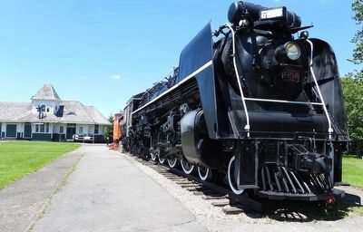 CN Locomotive No. 6218 - Front view. Click for full size. CN Locomotive No. 6218 - Front view image. Click for full size.
