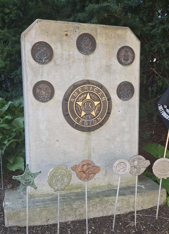 Sewickley Veterans Monument image. Click for full size.