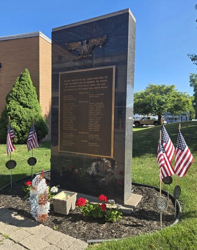 Monaca Honor Roll Marker image. Click for full size.