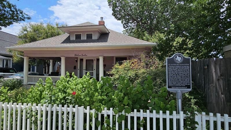 B. D. and Margaret Kennedy House image. Click for full size.