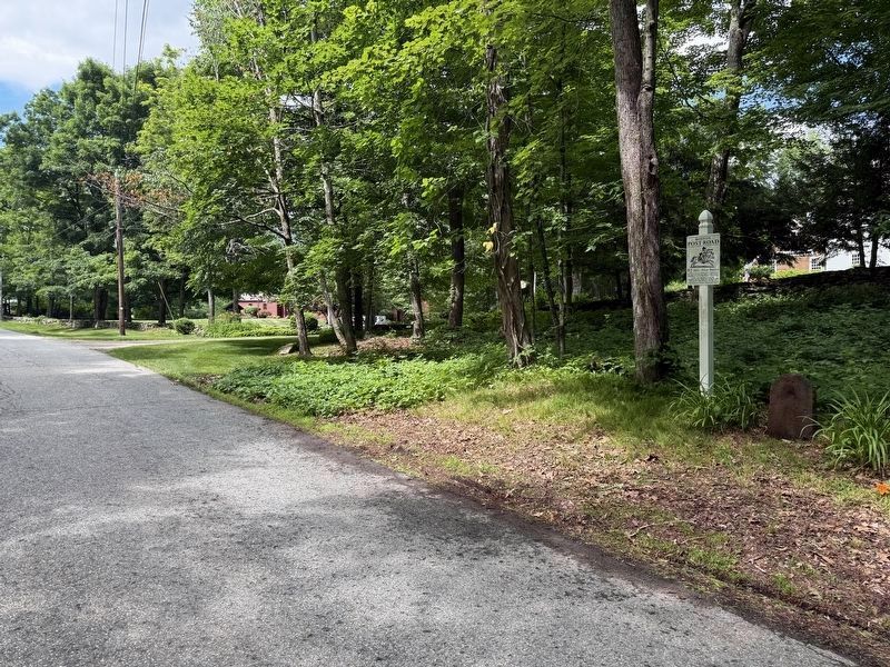 Boston Post Road Marker image. Click for full size.