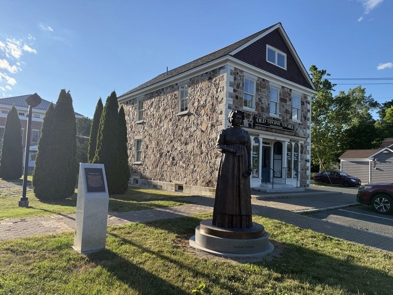 Elizabeth Freeman Marker and Sculpture image. Click for full size.