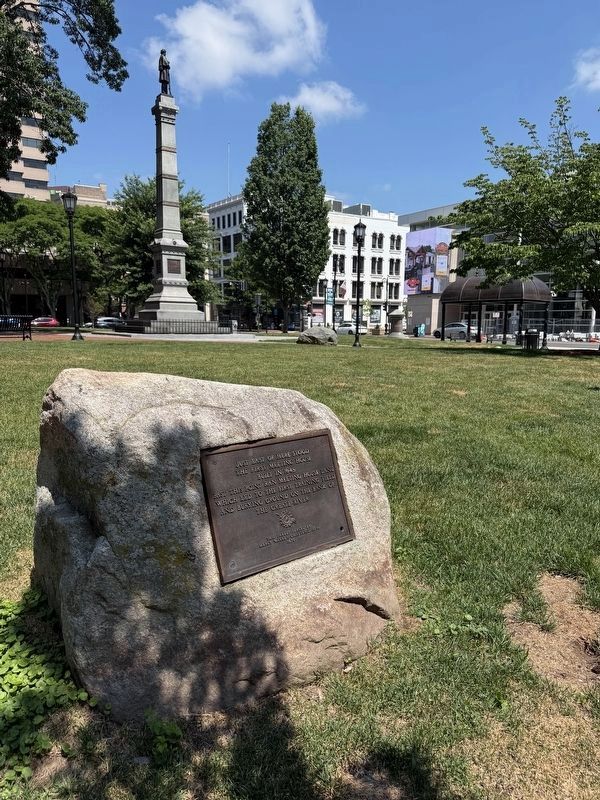 The First Meeting House Marker image. Click for full size.