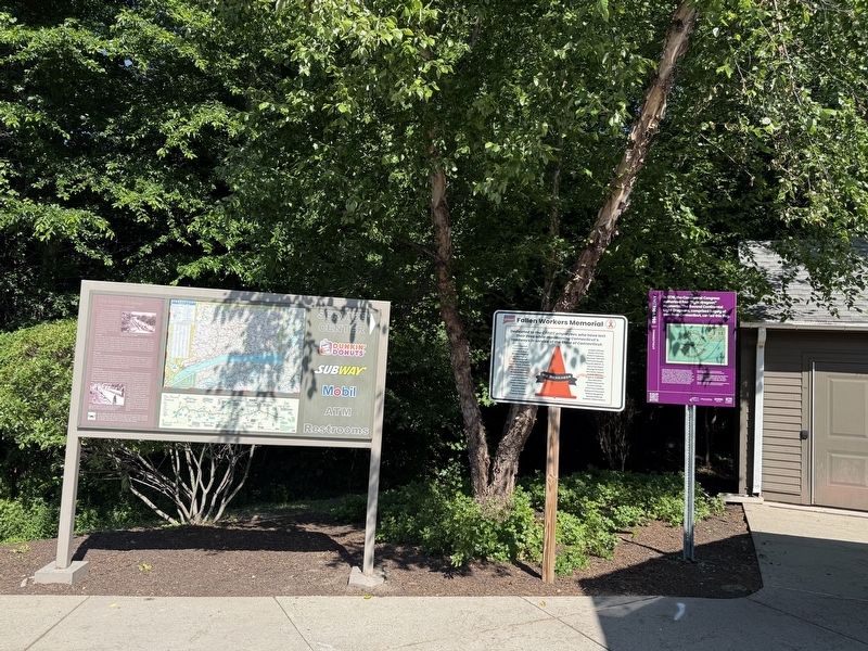 Several signs at the Greenwich service plaza along Merritt Parkway. image. Click for full size.