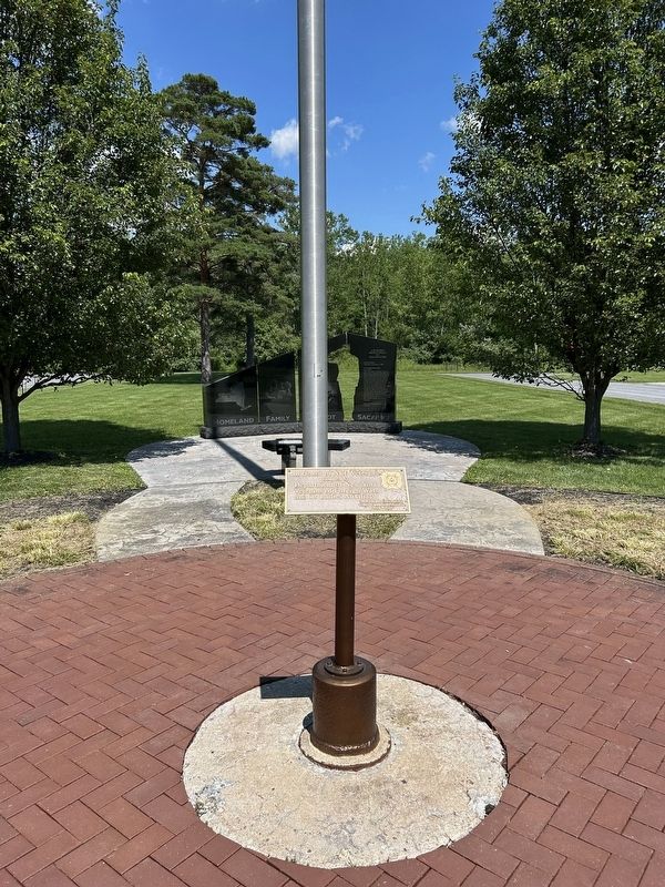Gold Star Families Memorial Monument image. Click for full size.