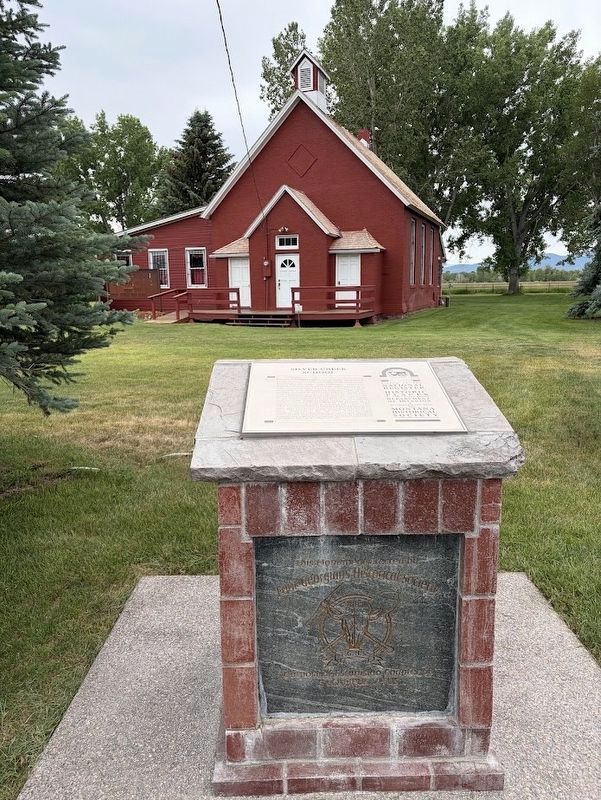 Silver Creek School and Marker image. Click for full size.