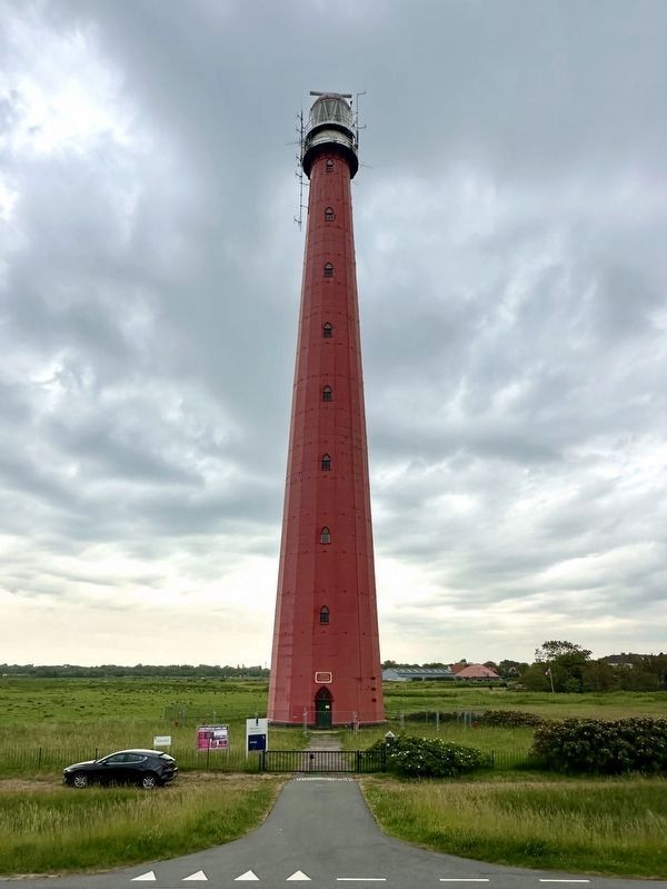 Vuurtoren de Lange Jaap / Lange Jaap Lighthouse Marker. Click for full size. Vuurtoren de Lange Jaap / Lange Jaap Lighthouse Marker image. Click for full size.