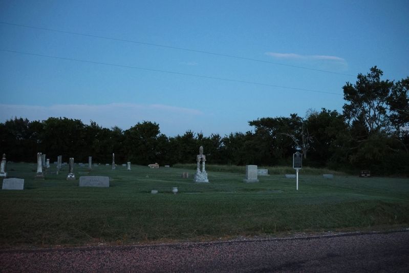Akers Cemetery and marker. Click for full size. Akers Cemetery and marker image. Click for full size.