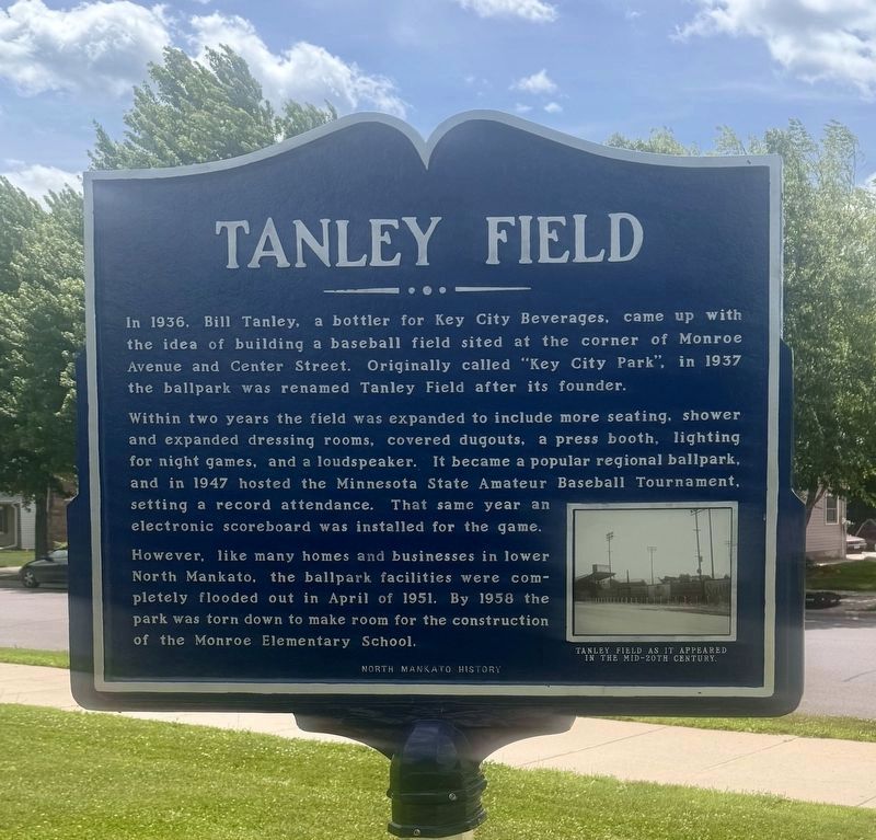 Tanley Field Marker image. Click for full size.