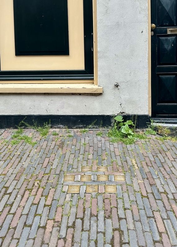 Manuel van Gelderen stolperstein - wider view. Click for full size. Manuel van Gelderen stolperstein - wider view image. Click for full size.
